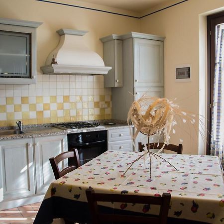 Room In Farmhouse - Apartment In Farmhouse Casolare Dei Fiori Chiesina Uzzanese Exteriér fotografie
